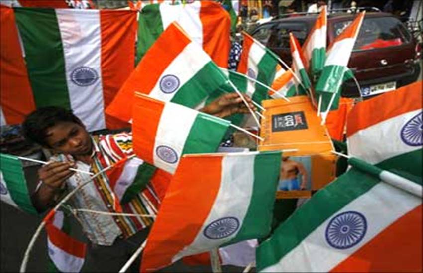 सामाजिक सद्भाव व राष्ट्रीयता को उभारना 