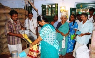सरकारी/गैर सरकारी योजनाओं में जन सामान्य को लाभान्वित कराना 